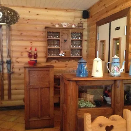 Boule De Neige Hotel 2*