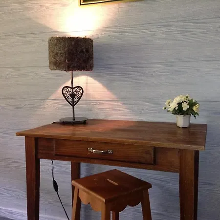 Boule De Neige Hotel 2*