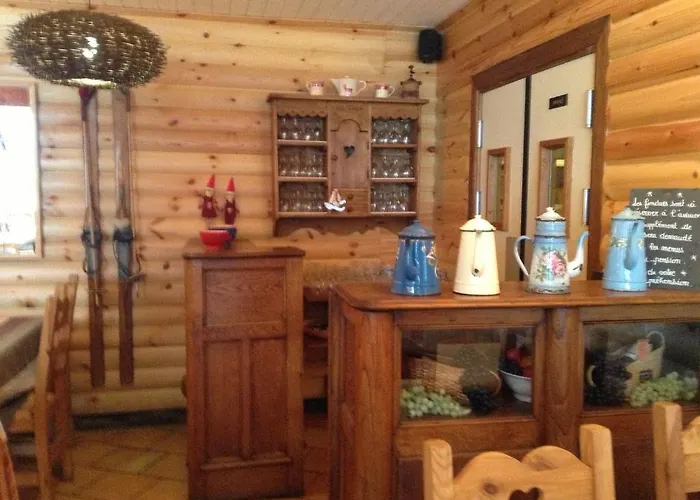 Boule De Neige Hotel 2*